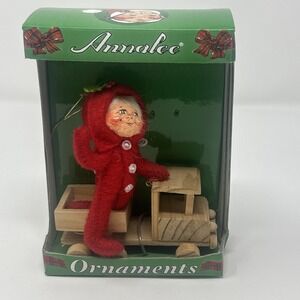 NIB Annalee 3" PJ Kid On Wooden Truck Ornament 2010
